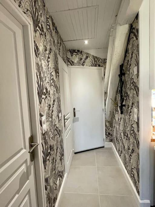 Appartement En Plein Centre Ville Мийи-ла-Форе Экстерьер фото